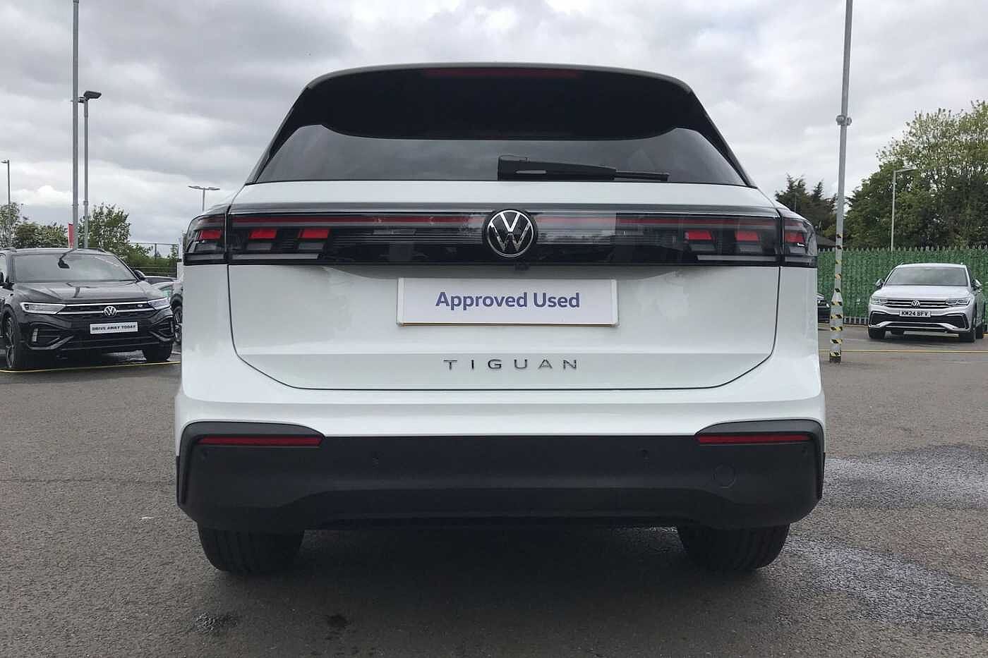 Volkswagen Tiguan 2.0 TDI Match SUV 5dr Diesel DSG Euro 6 (s/s) (150 ps)