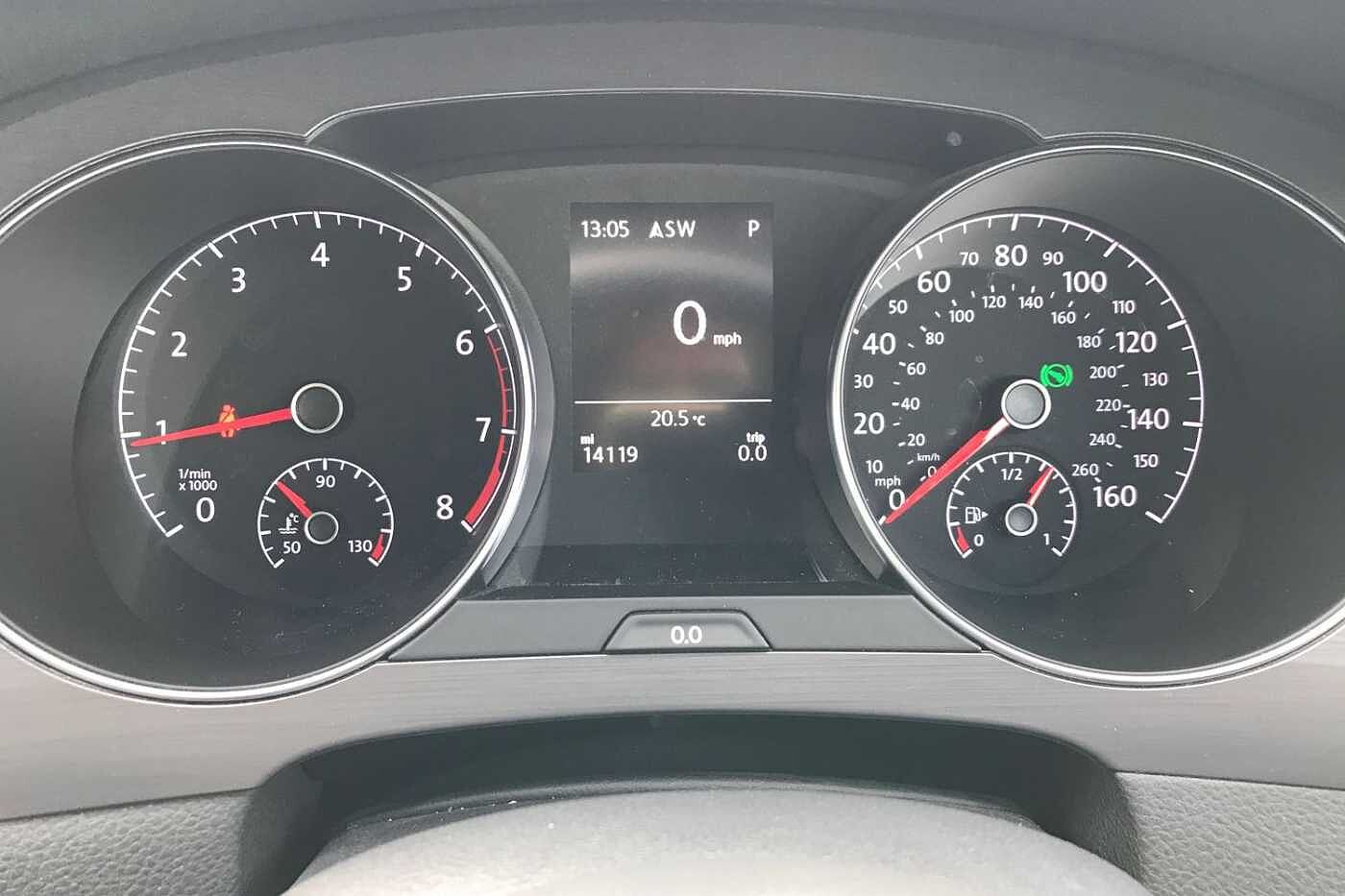 Volkswagen Golf SV
