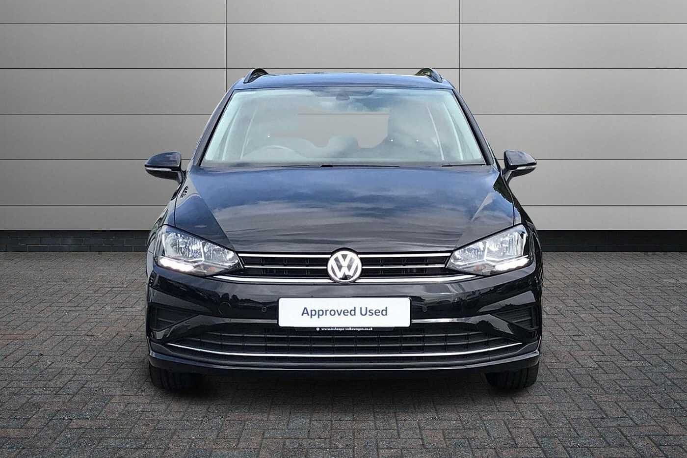 Volkswagen Golf SV